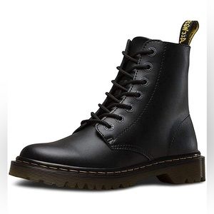 EUC Dr. Martens Luana Leather Combat Boots